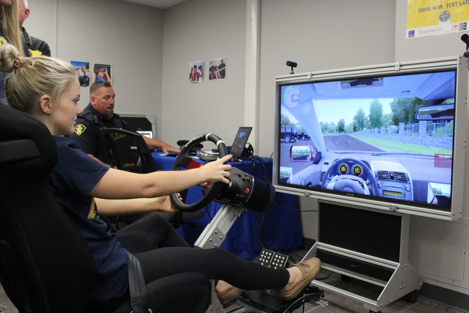 Simulator helps to show distracted driving consequences Quinte News